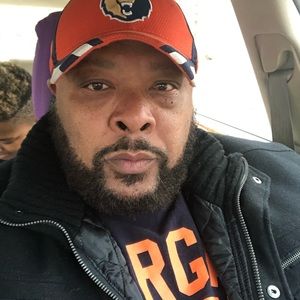 Meet your Posher, Howard